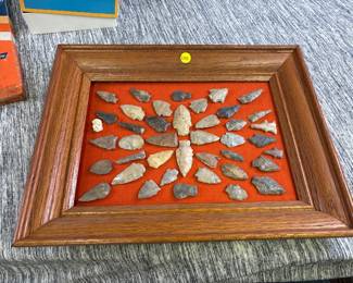 FRAMED ARROW HEADS