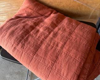 Garnet hill king linen blanket