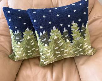 Winter throw pillows