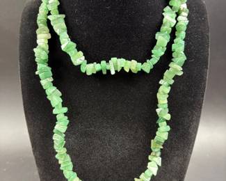 Gemstone chip necklace
