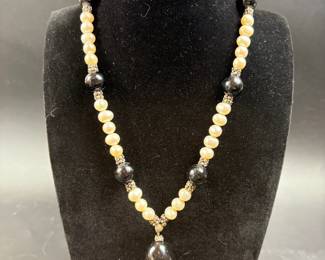 Pearl and onyx necklace