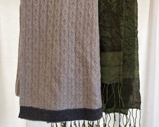 Cashmere scarf