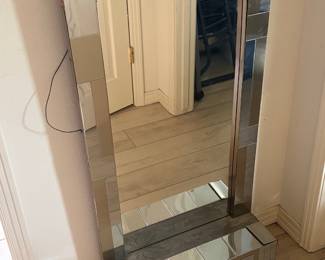 Floor mirror