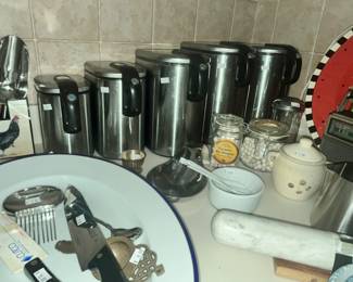 STAINLESS CANNISTER SET