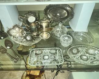 BEAUTIFUL SERVING PLATTERS