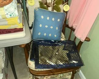 SMALL BEDROOM CHAIR