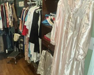 MASSIVE WALK-IN CLOSET FULL OF FINE WOMEN'S CLOTHING!