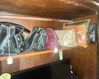 MORE PURSES INSIDE HERE!