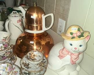 BAKER, HART & STUART TEAPOT w/ COPPER COZY