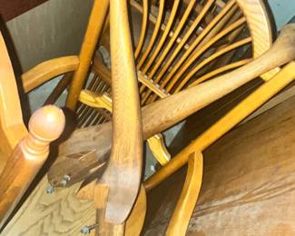 TABLE LEGS, 6 SHEAF-BACK CHAIRS