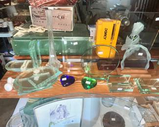 CURVED GLASS FRAMES, GLASS PLAQUES & MORE FOR CUSTOM ETCHING!