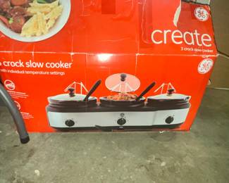 TRIPLE SLOW COOKER
