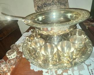 SILVERPLATED PUCH BOWL SET w/ CUPS & LADLE
