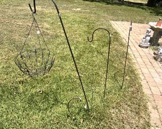 SHEPHERD'S HOOKS