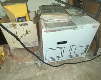 NEC MONITOR & DELTA GOLD BOXES