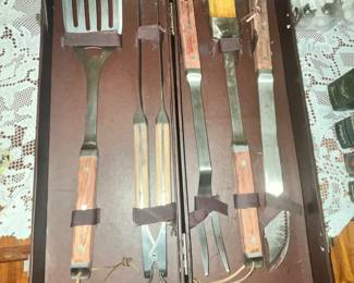WILLIAMS-SONOMA GRILLING SET!