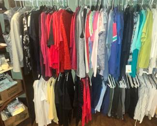 SO MANY CLOTHES!