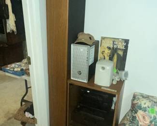 SONY HOME STEREO SYSTEM w/ FLOOR SPEAKERS