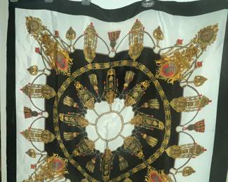 EXQUISITE "HERMES" SILK SCARF FROM PARIS