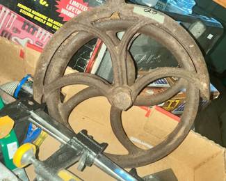 ANTIQUE IRON WELL PULLEY