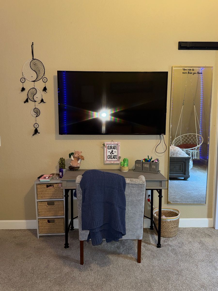 55” flat screen smart tv & wooden desk & decor also large full length mirror