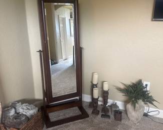 Standing mirror and jewelry organizer