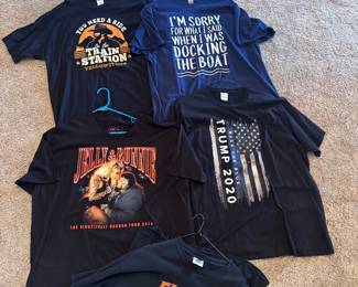 Men’s graphic tees