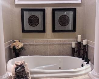 Bathroom decor
