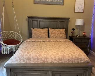 Solid wood queen size bedroom set including mattress & box spring dresser & night stand
