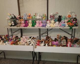 Lots of beanie babies and McDonald's beanie babies which are not shown yet