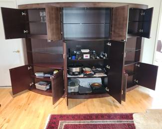 Main floor display cabinet (bar/AV cabinet)