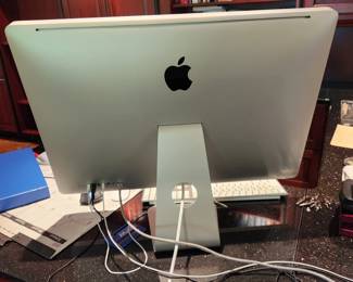 Apple PC/monitor combo