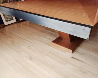 Lacquered dining table. 84" x 43". side detail