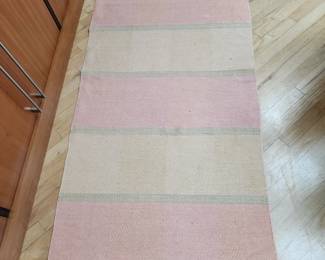 Kitchen area rug
