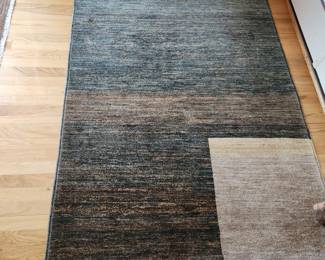 Primary bedroom area rug set
