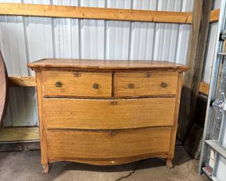 Dresser DIY