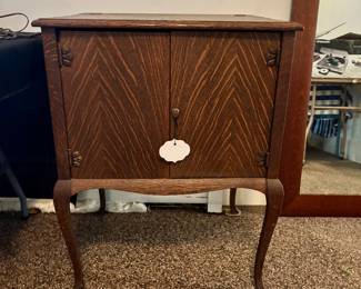 Album Cabinet