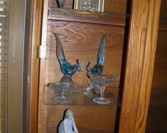 Notice the pr of art glass birds