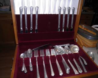 Edwards silverplate set