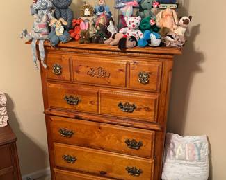 Dresser - Beanie Babies