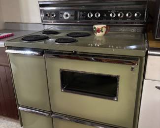 Mid-Century electric stove 