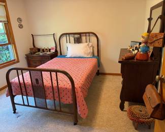 ANTIQUE METAL BEDFRAME, WASHSTAND & DRESSER