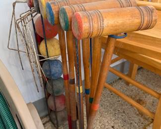 ANTIQUE CROQUET SET
