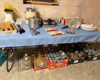 KITCHENWARE & ANTIQUE JARS
