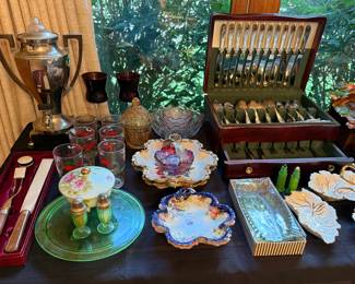 VINTAGE GLASS AND SILVERWARE