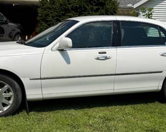 2006 LINCOLN TOWN CAR