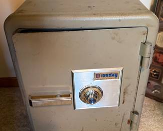 SENTRY SAFE