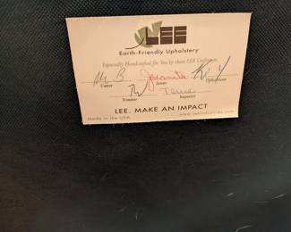DETAIL: LEE INDUSTRIES LEATHER UPHOLSTERED COUNTER STOOL - SET OF 3 - 41"H, 21.5"W, 31" SEAT HEIGHT