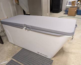 PLUNGE COLD PLUNGE ICE BATH TUB WITH COVER - 77" L x 32" W x 31" H WITH COVER ON