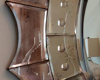 DETAIL: LARGE ANTIQUED MIRRORED SUNBURST/NAUTICAL WALL MIRROR - 34.5" ROUND